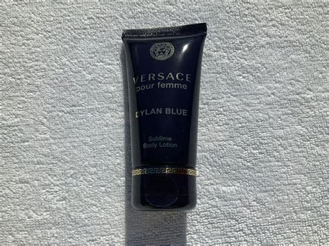 versace pour femme dylan blue sublime body lotion